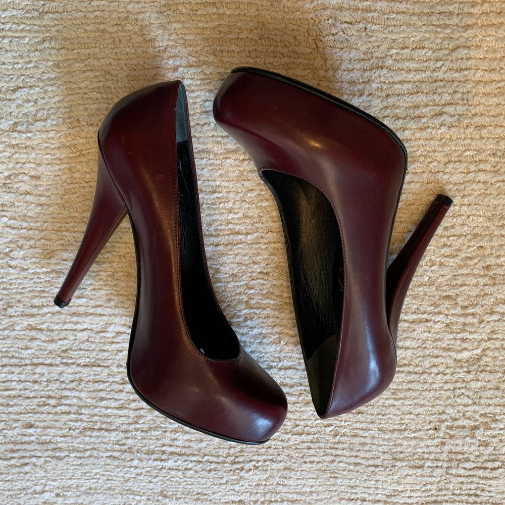 Alejandro Ingelmo plum pumps 6.5